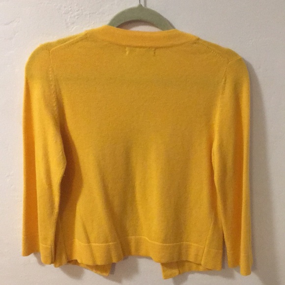 Pretty Banana Republic cardigan - Picture 5 of 7